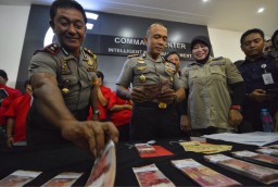 Wouw, Polrestabes Surabaya Sita Rp 3 Miliar Uang Palsu 
