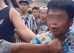 Kepergok Curi Motor di Banyuwangi, Pria Jember Babak Belur Dihajar Massa
