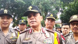 Wakapolda Jatim Tinjau TPS di Lokasi Banjir Bandang Banyuwangi