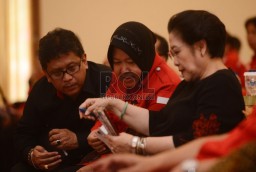 Rekomendasi PDIP Dinilai Bakal Mengejutkan, Eri Cahyadi Belum Pasti