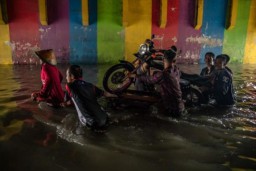 Kawasan Kota Lama Semarang Terendam Banjir