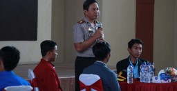 Polisi Ajak Mahasiswa Ngopi Bareng, Bicara Pemilu 2019 Aman