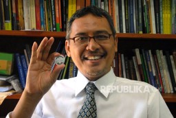 Polisi Tangkap Pendiri Pasar Muamalah Zaim Saidi